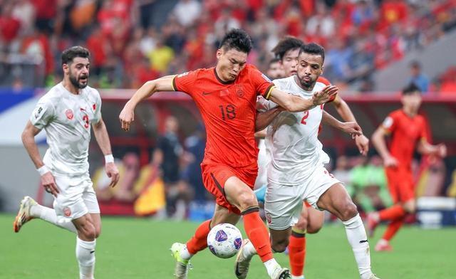 包含竟有球员放弃国脚机会，引发质疑和争议的词条