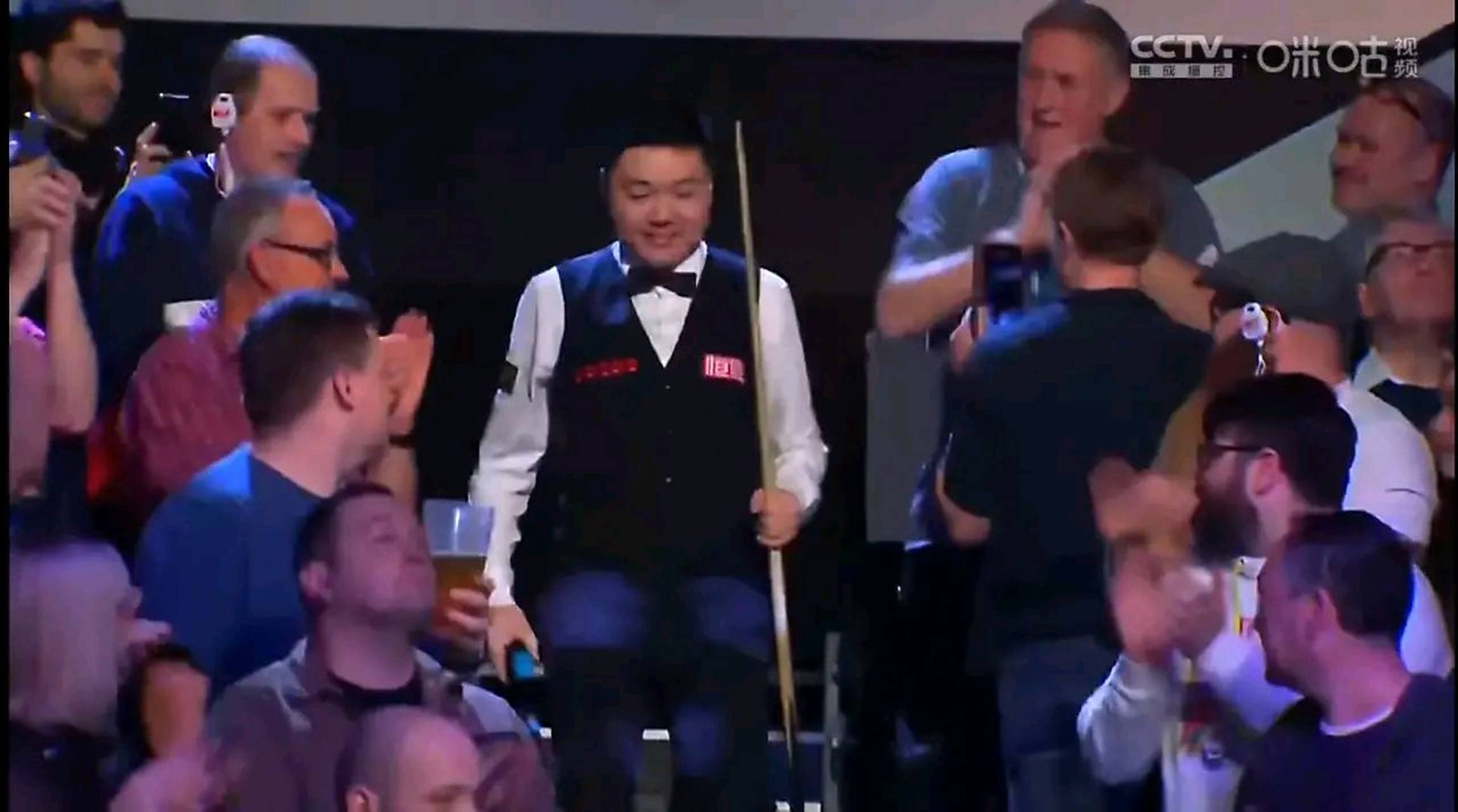 战术打法神奇，赢得掌声和欢呼的简单介绍