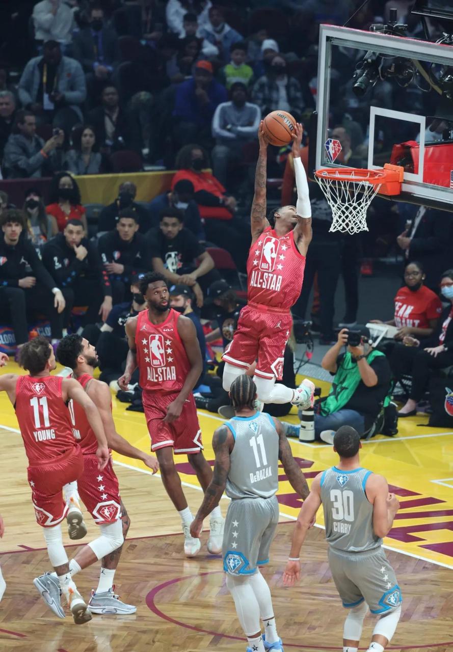 澳大利亚选手在全明星对抗中大放异彩,技惊四座的简单介绍 澳大利亚选手在全明星对抗中大放异彩,技惊四座的简单介绍