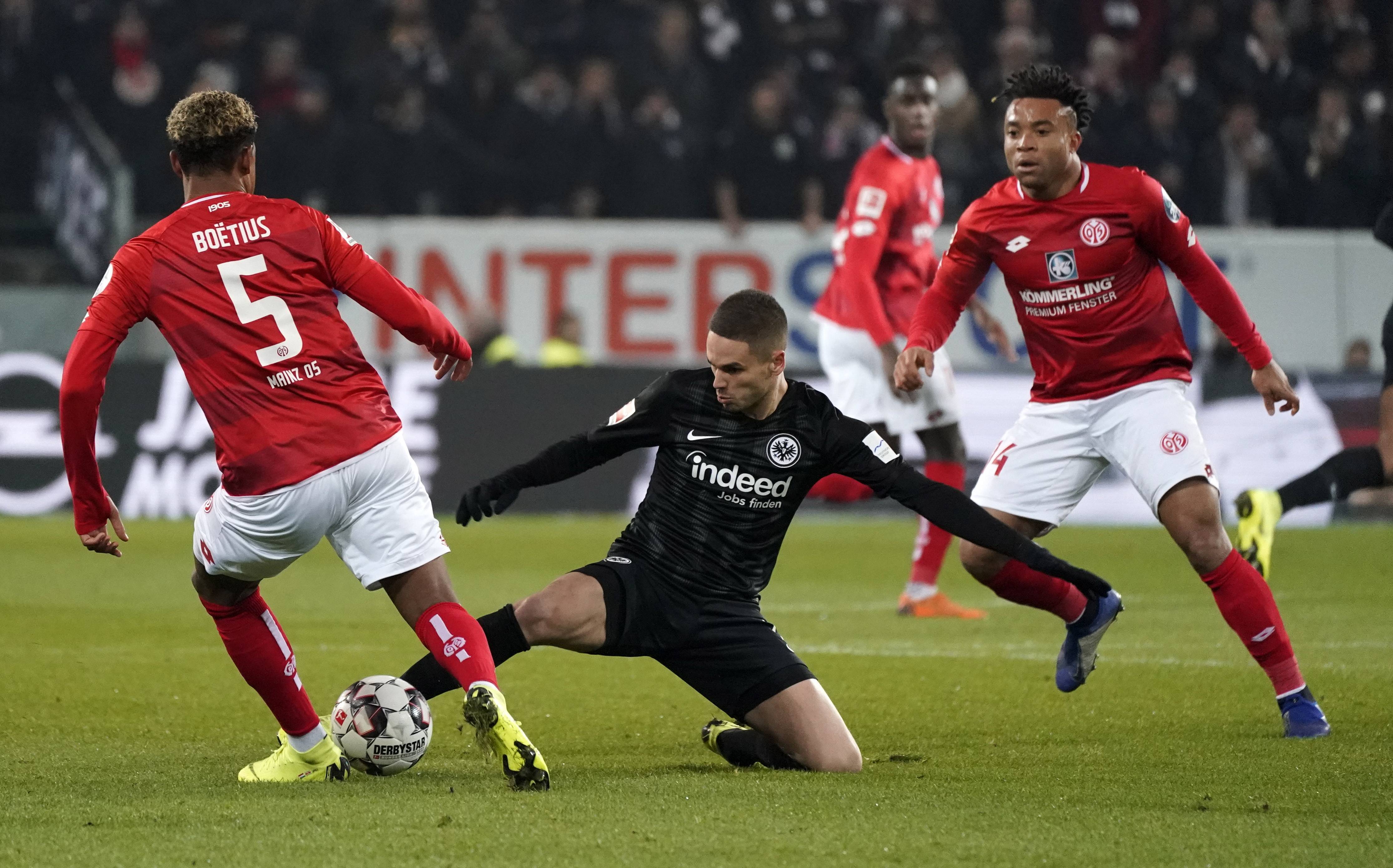 爱游戏直播-关于纽伦堡主场失利，保级前景不容乐观的信息