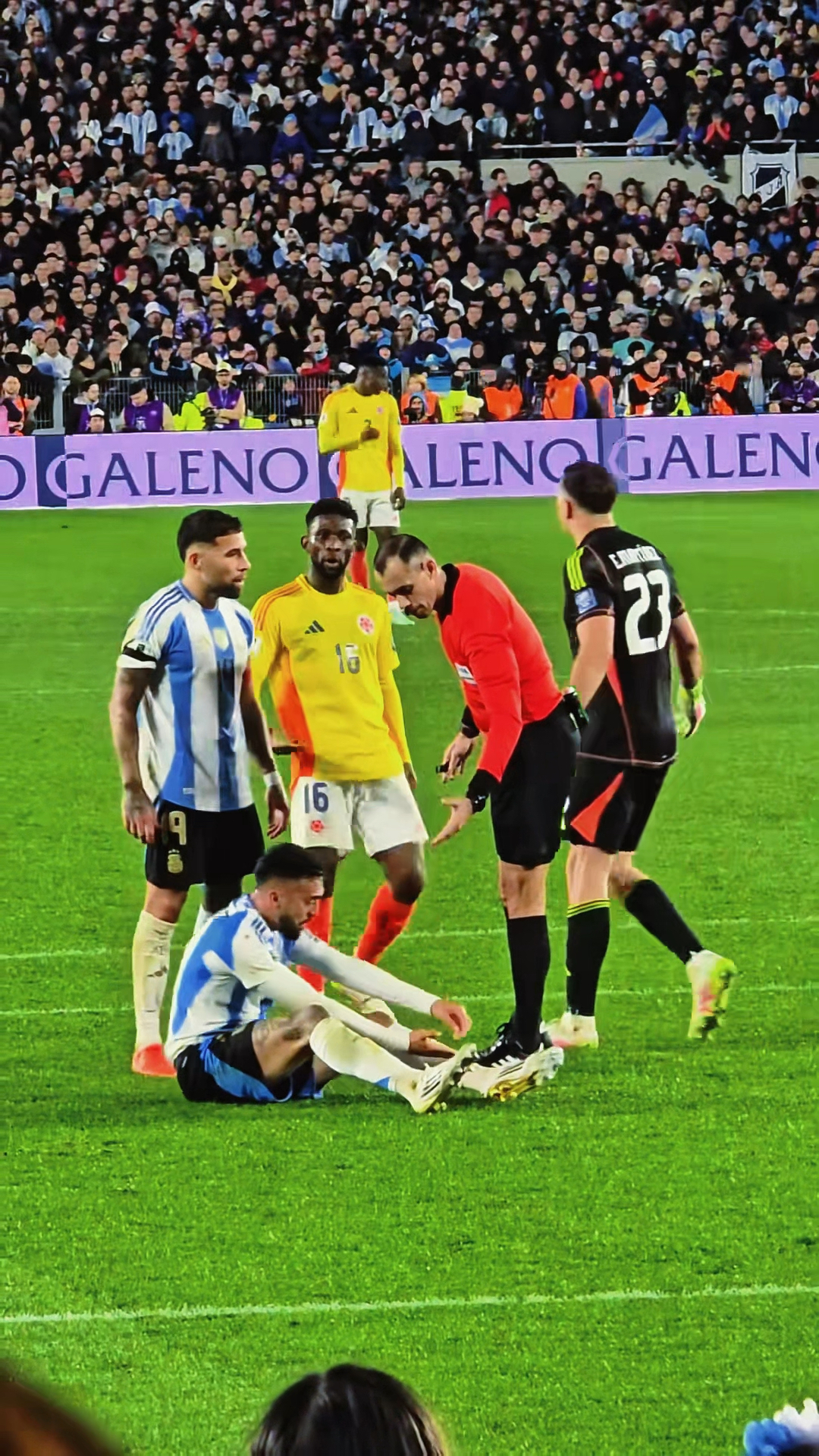 南美球员在欧洲球队大放异彩 南美球员在欧洲球队大放异彩