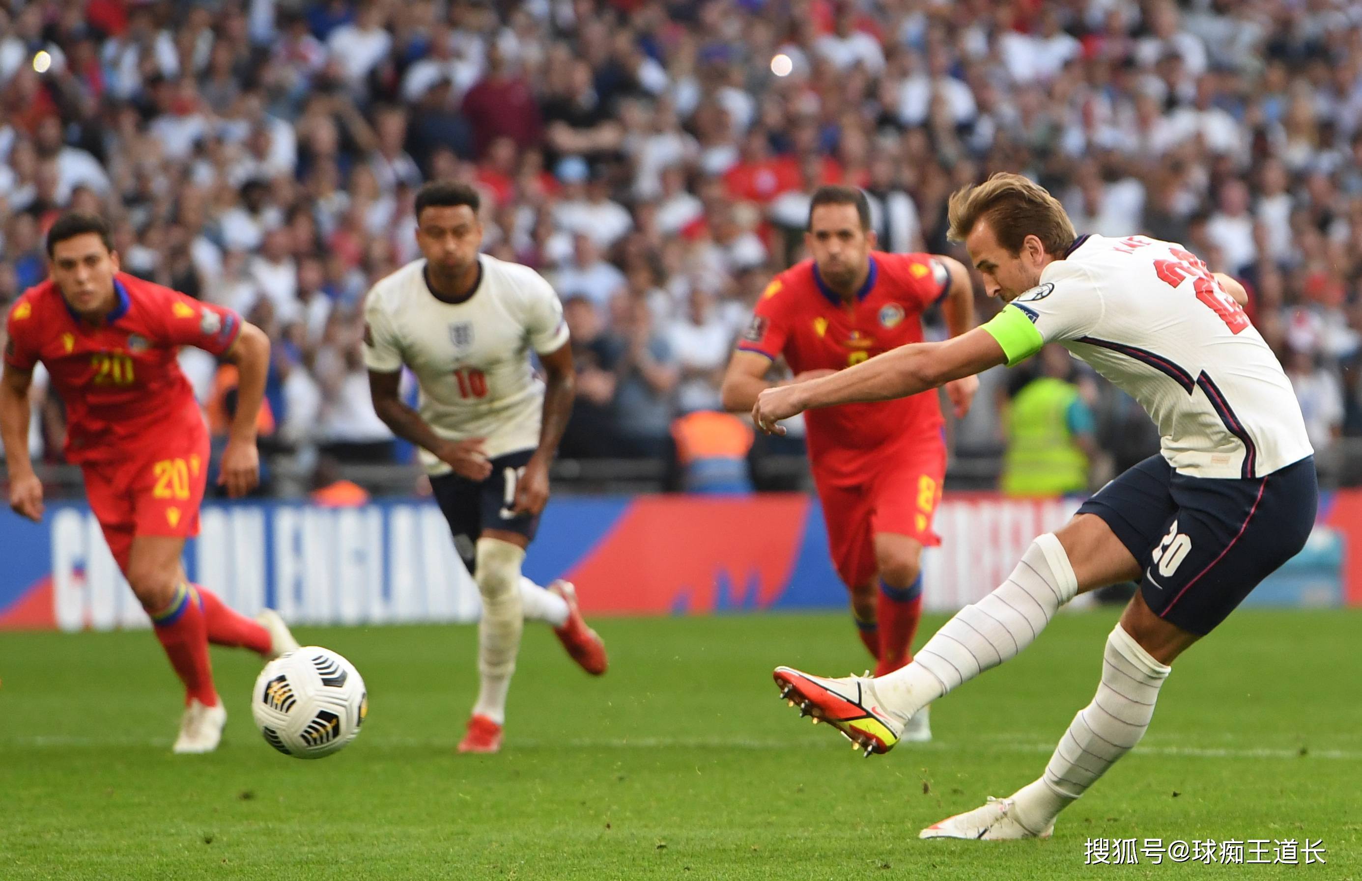 爱游戏官方-欧洲足球赛事一场输球赛会分析