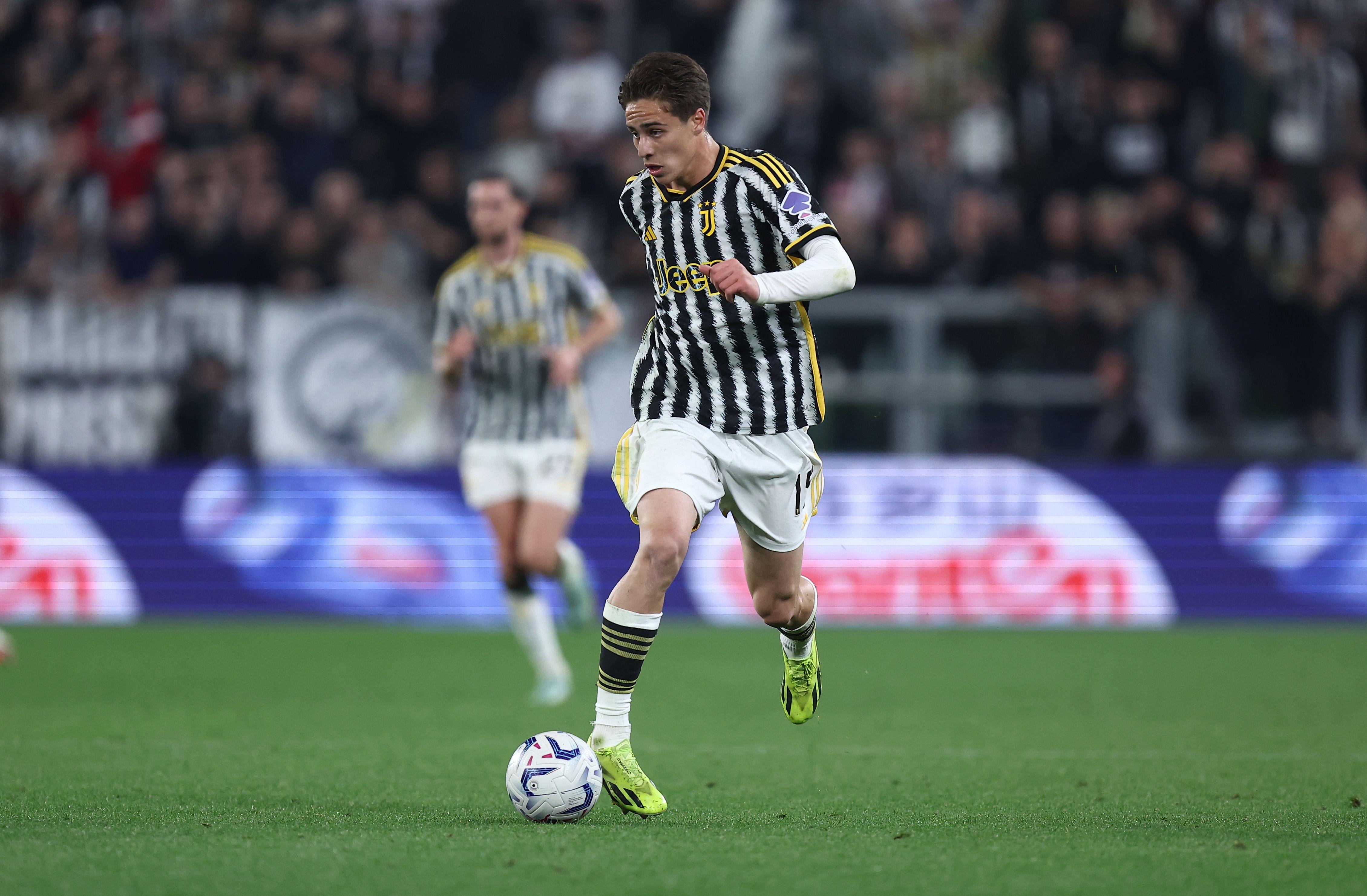 包含尤文图斯客场告捷,展现豪强实力的词条 包含尤文图斯客场告捷,展现豪强实力的词条