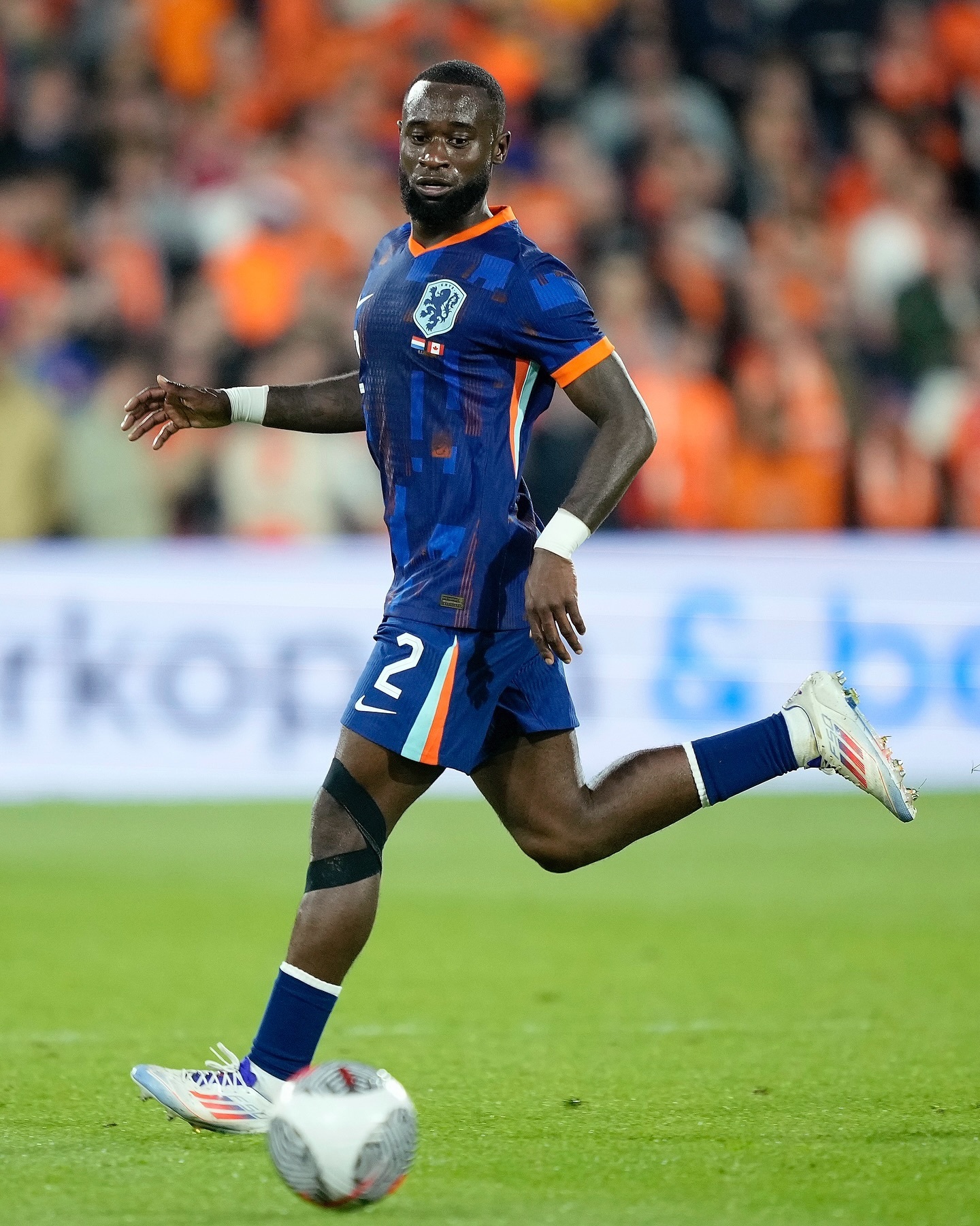 爱游戏vip注册-荷兰队力求在奥地利欧预赛中取得胜利