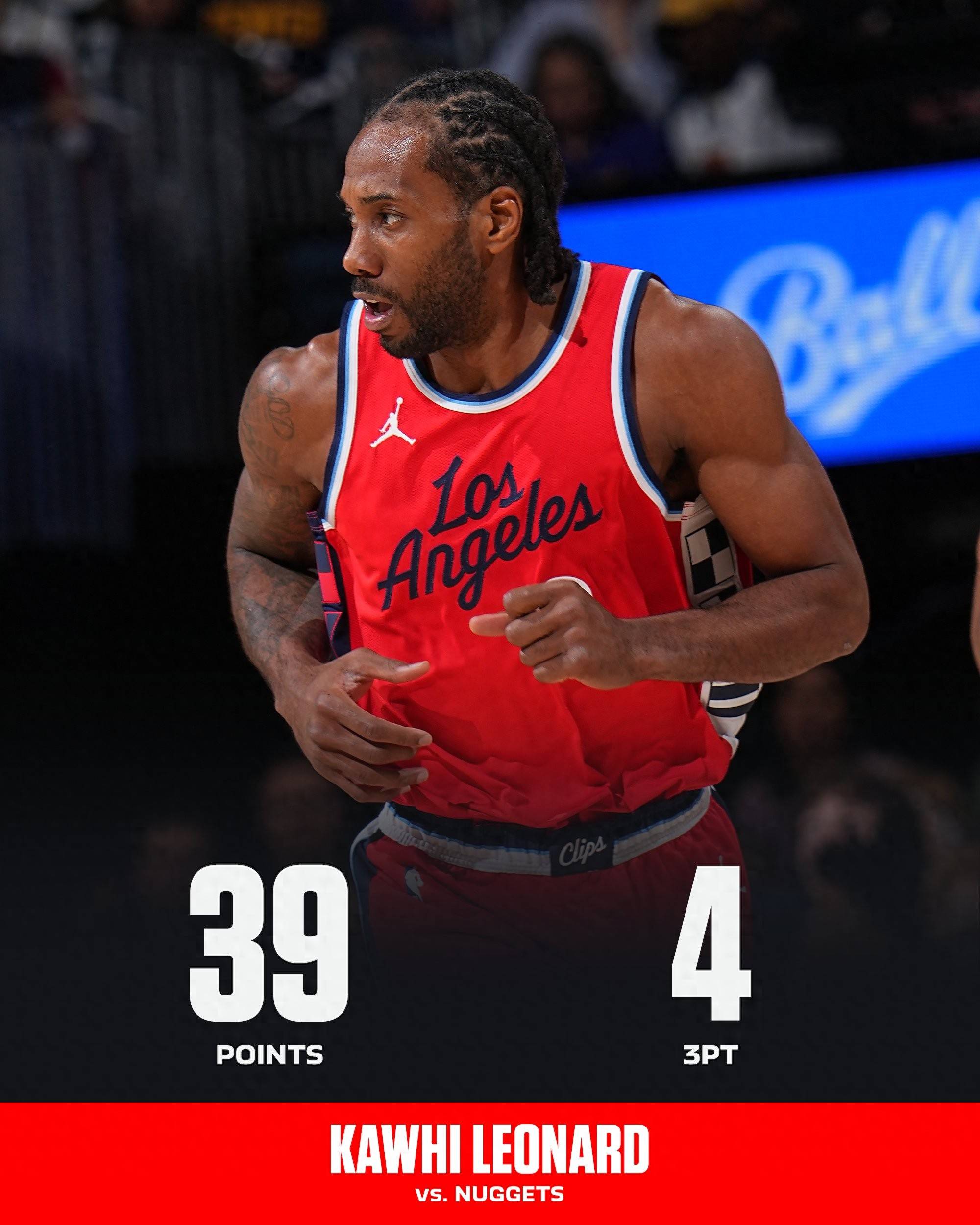 关于湖人负快船，莱昂纳德砍下35分的信息