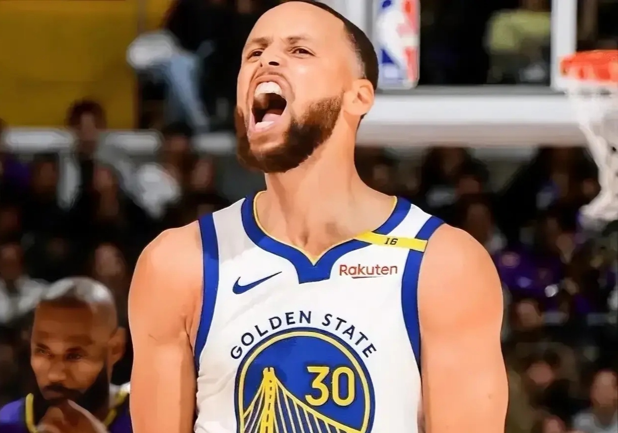 爱游戏下载-关于关键时刻的惊险一幕，球迷眼球不容错过的信息